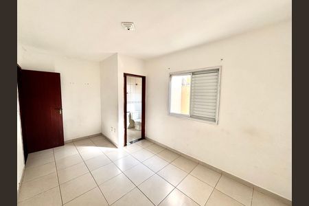 Casa para alugar com 300m², 2 quartos e 2 vagasQuarto 2