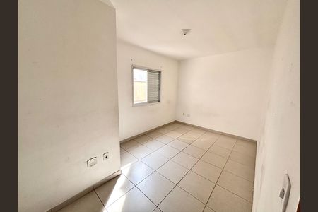 Casa para alugar com 300m², 2 quartos e 2 vagasQuarto 2