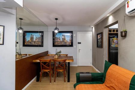 Sala de apartamento à venda com 2 quartos, 52m² em Vila Gustavo, São Paulo