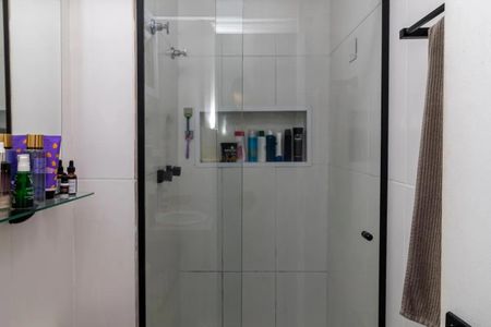 Apartamento à venda com 52m², 2 quartos e 2 vagasBanheiro 