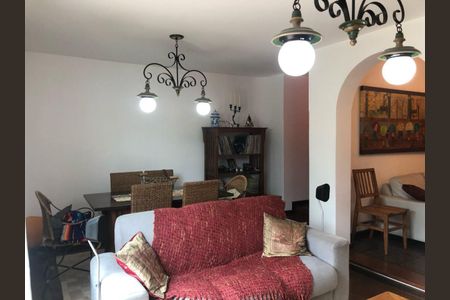 Foto 18 de casa à venda com 3 quartos, 260m² em Vila Carrão, São Paulo