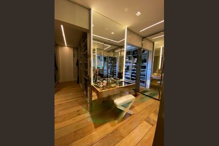 Apartamento à venda com 3 quartos, 360m² em Vila Morumbi, São Paulo