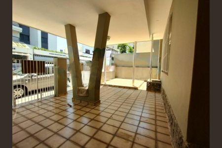 Casa à venda com 2 quartos, 140m² em Chácara Santo Antônio (Zona Sul), São Paulo
