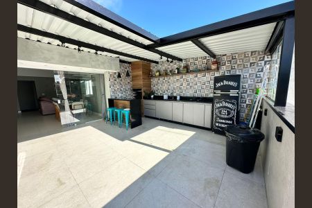 Apartamento à venda com 130m², 2 quartos e 2 vagas Apartamento à venda com 130m², 2 quartos e 2 vagasÁrea externa