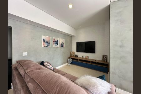 Apartamento à venda com 130m², 2 quartos e 2 vagas Apartamento à venda com 130m², 2 quartos e 2 vagasSala