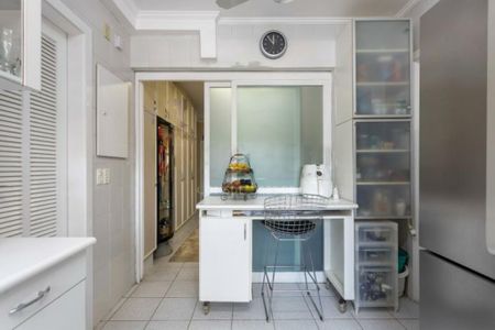 Apartamento à venda com 157m², 3 quartos e 3 vagas