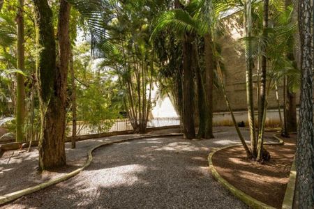 Apartamento à venda com 157m², 3 quartos e 3 vagas