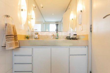 Apartamento à venda com 157m², 3 quartos e 3 vagas