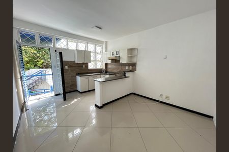 Kitnet/Studio para alugar com 1 quarto, 35m² em Álvaro Camargos, Belo Horizonte