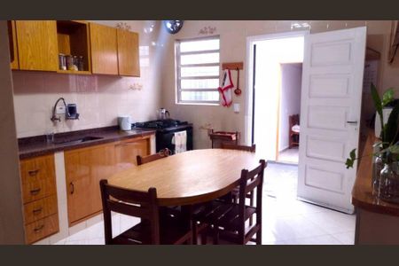 Casa à venda com 110m², 2 quartos e 1 vaga