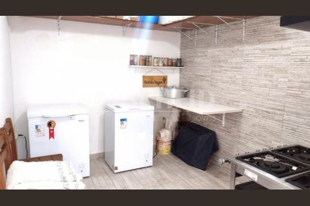 Casa à venda com 110m², 2 quartos e 1 vaga