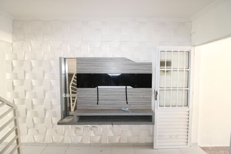 Casa à venda com 187m², 2 quartos e 2 vagasSala