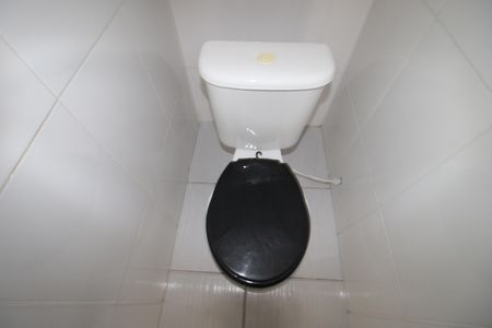 Casa à venda com 187m², 2 quartos e 2 vagasLavabo