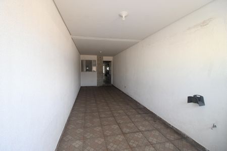 Casa à venda com 187m², 2 quartos e 2 vagasGaragem