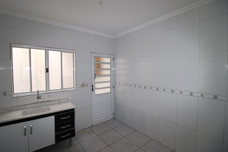 Casa à venda com 187m², 2 quartos e 2 vagasCozinha