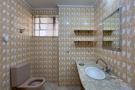 Apartamento para alugar com 160m², 3 quartos e 1 vaga Apartamento para alugar com 160m², 3 quartos e 1 vagaBanheiro da Suíte