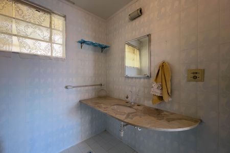Apartamento para alugar com 160m², 3 quartos e 1 vaga Apartamento para alugar com 160m², 3 quartos e 1 vagaBanheiro