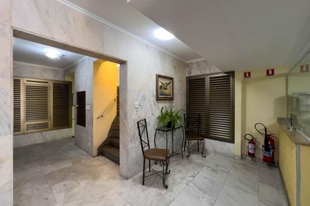 Apartamento para alugar com 160m², 3 quartos e 1 vaga Apartamento para alugar com 160m², 3 quartos e 1 vagaHall de entrada