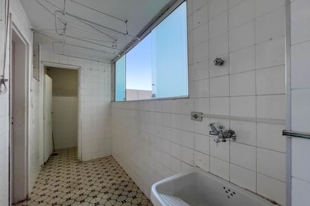 Apartamento para alugar com 160m², 3 quartos e 1 vaga Apartamento para alugar com 160m², 3 quartos e 1 vagaÁrea de serviço