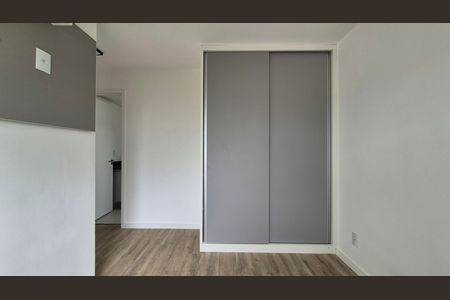 Apartamento para alugar com 75m², 3 quartos e 2 vagas Apartamento para alugar com 75m², 3 quartos e 2 vagasSuíte