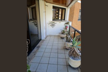 Apartamento à venda com 220m², 4 quartos e 4 vagas