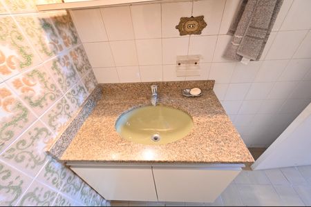 Apartamento à venda com 45m², 1 quarto e 1 vagaBanheiro Social