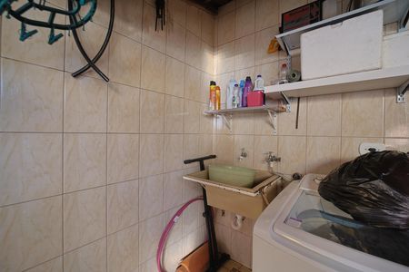 Casa de condomínio à venda com 100m², 2 quartos e 1 vagaÁrea de Serviço