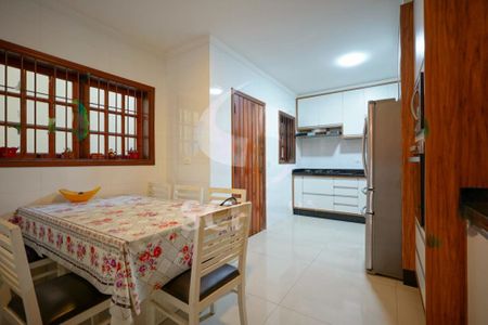 Casa à venda com 3 quartos, 180m² em Jardim Lar Sao Paulo, São Paulo