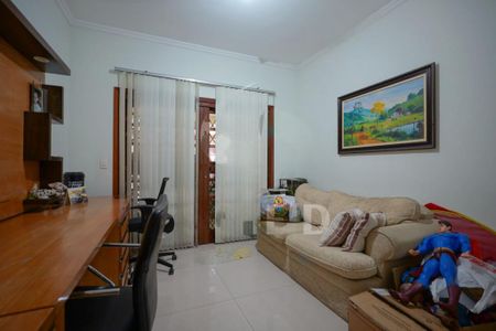 Casa à venda com 3 quartos, 180m² em Jardim Lar Sao Paulo, São Paulo