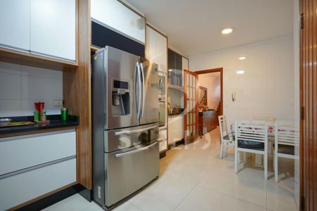 Casa à venda com 3 quartos, 180m² em Jardim Lar Sao Paulo, São Paulo