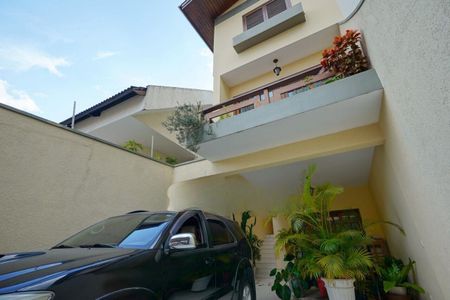 Casa à venda com 3 quartos, 180m² em Jardim Lar Sao Paulo, São Paulo