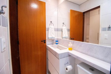 Apartamento para alugar com 156m², 3 quartos e 4 vagasBanheiro Social 