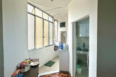 Apartamento para alugar com 84m², 3 quartos e sem vaga