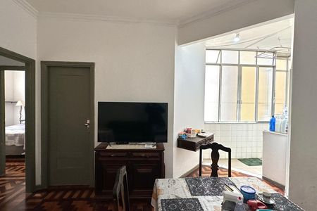 Apartamento para alugar com 84m², 3 quartos e sem vaga