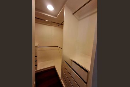 Apartamento à venda com 178m², 3 quartos e 3 vagas