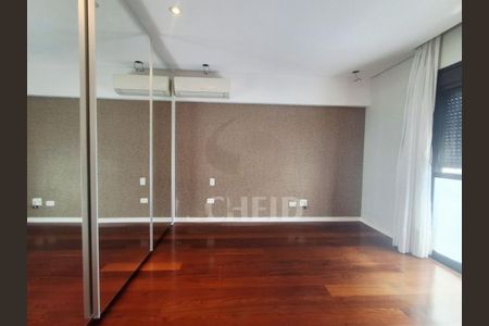 Apartamento à venda com 178m², 3 quartos e 3 vagas