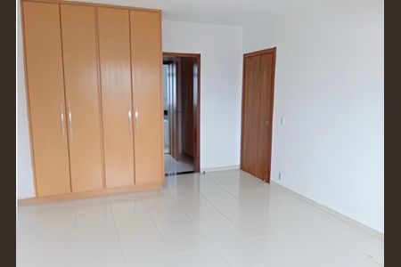 Apartamento à venda com 250m², 4 quartos e 3 vagas Apartamento à venda com 250m², 4 quartos e 3 vagasIMG_7741 - andrea teixeira chicharo.jpeg