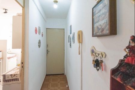 Corredor de apartamento à venda com 2 quartos, 51m² em Parque Residencial Vila União, Campinas