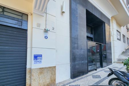 Apartamento à venda com 110m², 4 quartos e 1 vaga Apartamento à venda com 110m², 4 quartos e 1 vagaPlaca