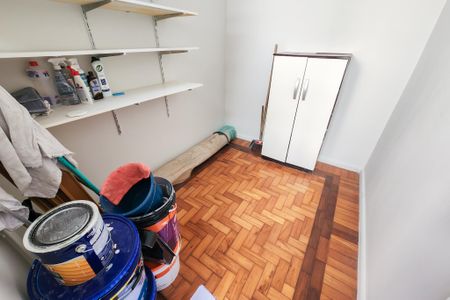 Apartamento à venda com 110m², 4 quartos e 1 vaga Apartamento à venda com 110m², 4 quartos e 1 vagaQuarto de Serviço