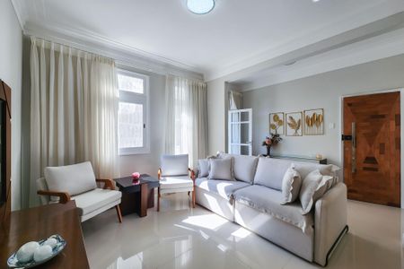 Apartamento à venda com 110m², 4 quartos e 1 vaga Apartamento à venda com 110m², 4 quartos e 1 vagaSala