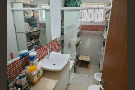 Casa à venda com 115m², 3 quartos e 4 vagas