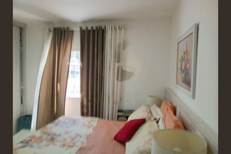 Casa à venda com 115m², 3 quartos e 4 vagas