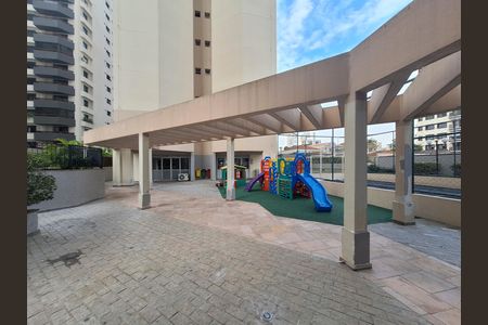 Apartamento para alugar com 50m², 2 quartos e 1 vaga Apartamento para alugar com 50m², 2 quartos e 1 vagaÁrea comum - Playground