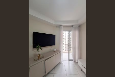 Apartamento para alugar com 50m², 2 quartos e 1 vaga Apartamento para alugar com 50m², 2 quartos e 1 vagaSala