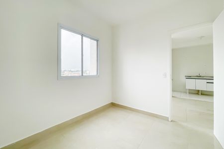 Quarto 1 de apartamento para alugar com 2 quartos, 46m² em Quitaúna, Osasco