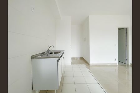 Apartamento para alugar com 46m², 2 quartos e 1 vaga Apartamento para alugar com 46m², 2 quartos e 1 vagaCozinha e Área de Serviço
