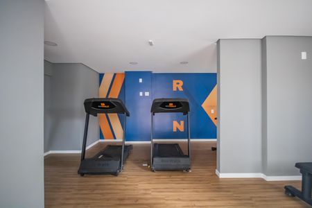 Apartamento para alugar com 46m², 2 quartos e 1 vaga Apartamento para alugar com 46m², 2 quartos e 1 vagaÁrea comum - Academia