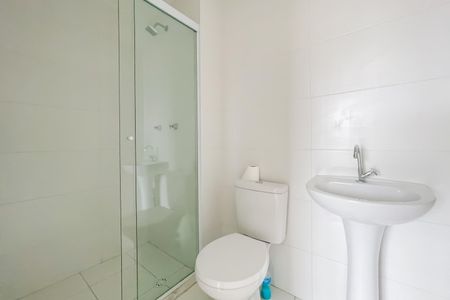 Apartamento para alugar com 46m², 2 quartos e 1 vaga Apartamento para alugar com 46m², 2 quartos e 1 vagaBanheiro