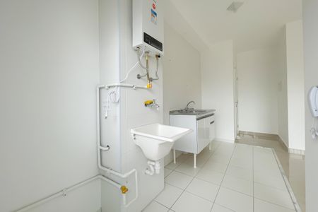 Apartamento para alugar com 46m², 2 quartos e 1 vaga Apartamento para alugar com 46m², 2 quartos e 1 vagaCozinha e Área de Serviço